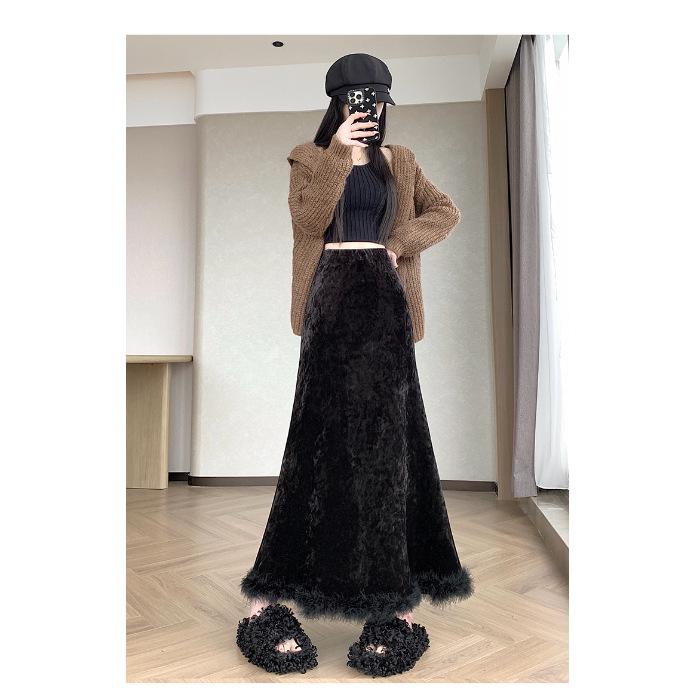 2026 Women s Winter Fluffy High Waist Fishtail Skirt with Fur Trim S