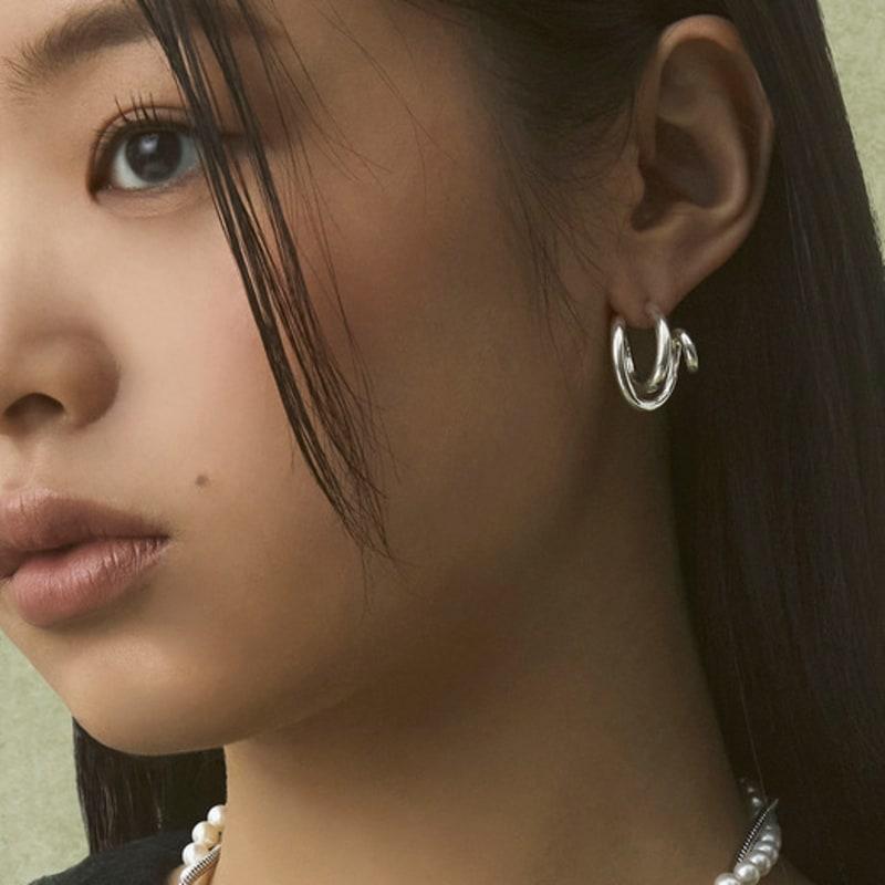 NEUF PIECE CLIMBING PLANT EARRINGS / SILVER