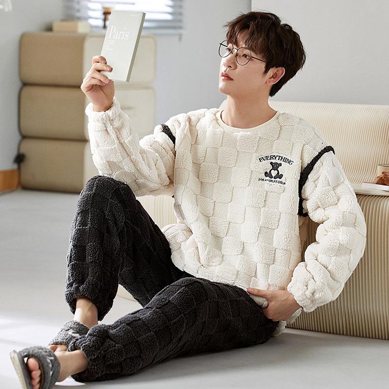 Men's Winter Thickened Coral Fleece Pajamas: Cute Cartoon Warm Homewear Set for Teenagers and Students