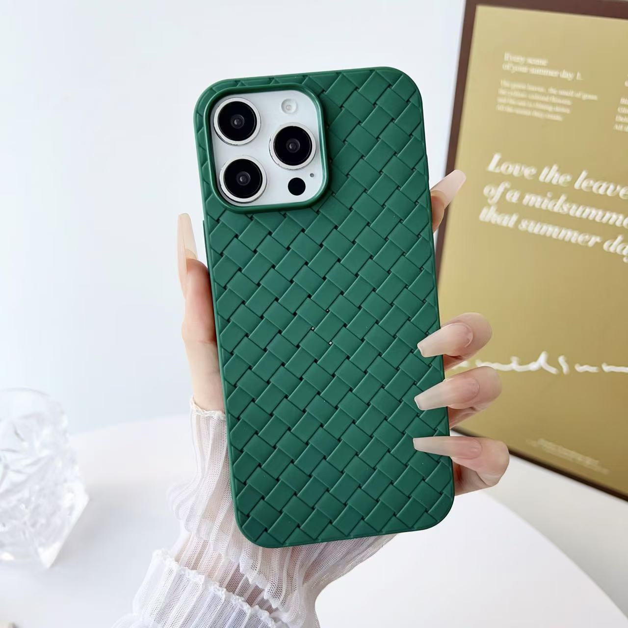 

Підходить для чохла для мобільного телефону IPhone16Promax Тканий візерунок IPhone15/14 Дихаючий, з тепловідведенням та захистом від падінь Apple 16ProMax зелений