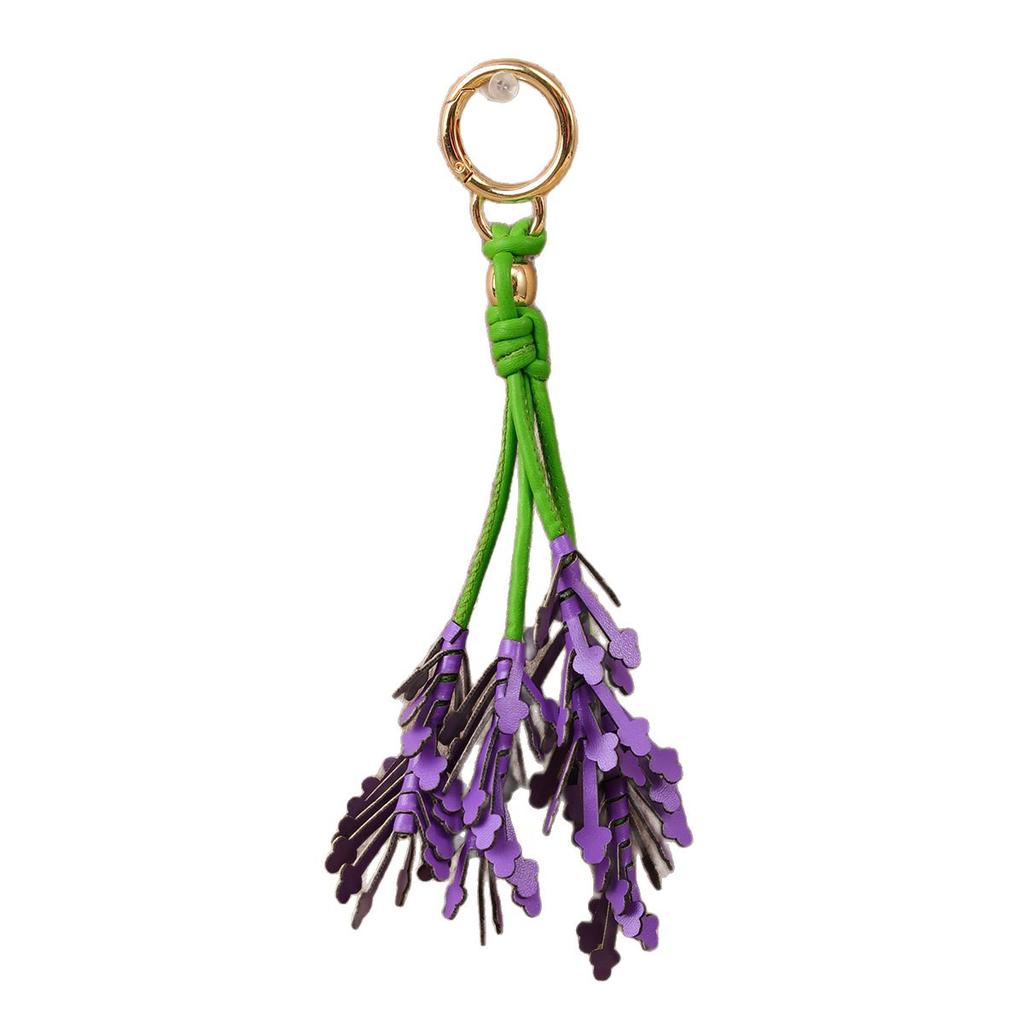 Stern-Handmade-Lavendelbeutel-Anhänger im gleichen Stil, kleiner frischer und süßer Blumenquasten-Anhänger, Leder-Schlüsselanhänger.