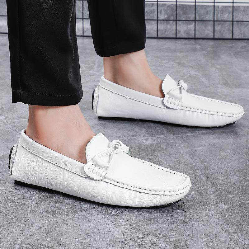 New Men's Simple and Versatile Casual Large Size Doudou Shoes Comfortable Soft Sole Non-slip Breathable Foot Cover Driving Leather Shoes Men