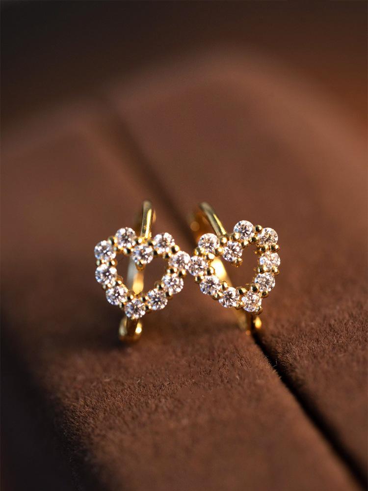 Deep Love S925 Sterling Silver Heart-shaped Stud Earrings with 18K Gold Plating and Diamond Backs 18K gold pair