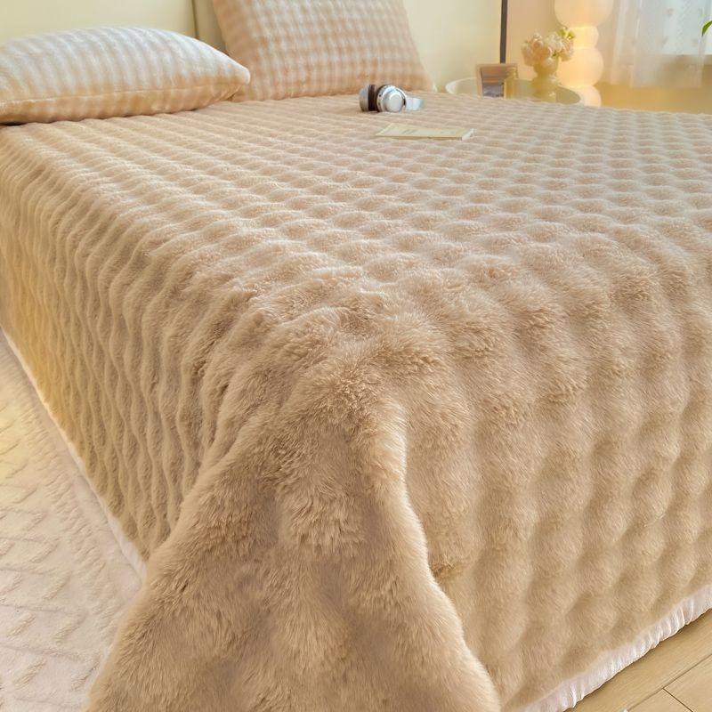 

2026 Super Soft Throw Blanket Lavender Premium Silky Flannel Fleece 3D Clouds Stylish Jacquard Lightweight Bed Blanket All Season Use 100x150cm