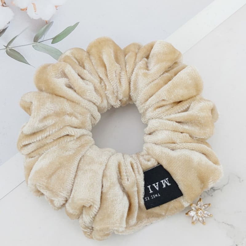 

MAIA Бархатный Кристалл Гопчанг Шушу - Слоновая кость ONE