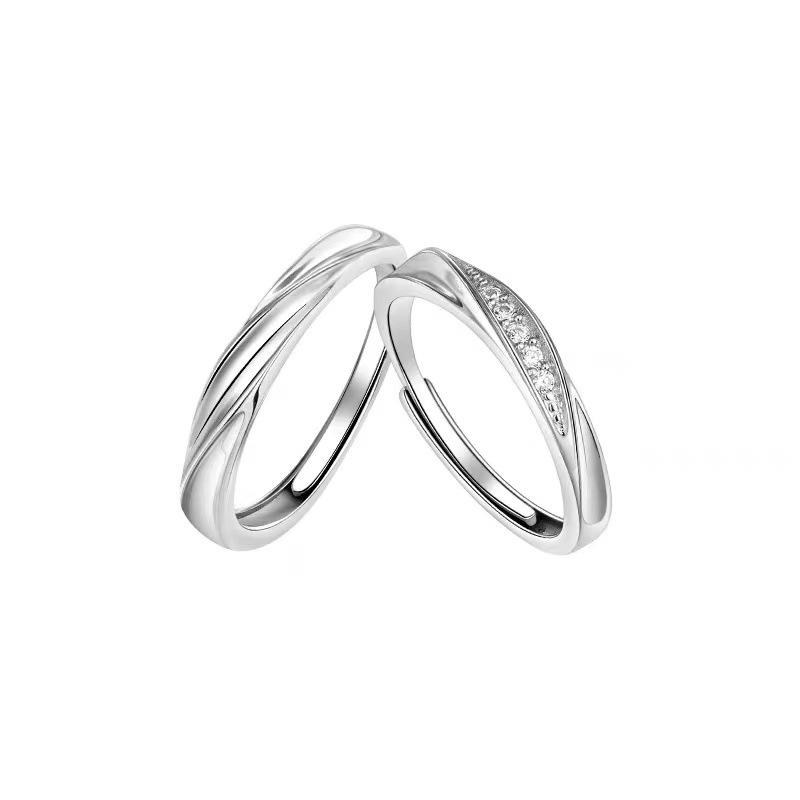 Fashionable 925 Silver-Plated Mobius Couple Rings - Personalized Unisex Design