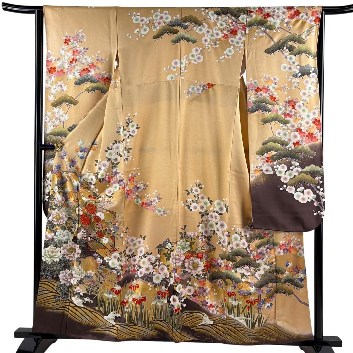 

Long-sleeved kimono, length 159cm, sleeve length 64cm, M linen, flower carriage, flowers, gold thread, gold color, light brown, pure silk, excellent
