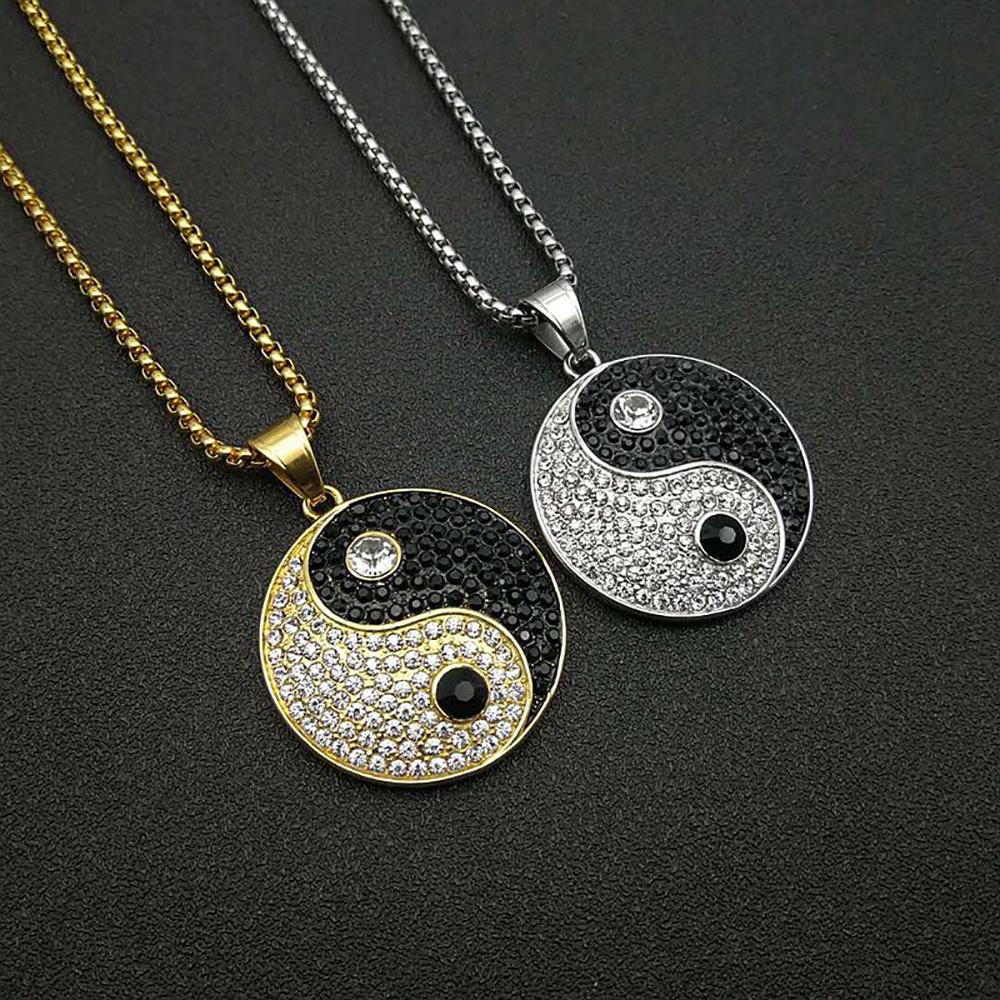 Hip Hop Iced Out Gossip Yin Yang Anhänger Halsketten Goldfarbe Edelstahl Runde Amulett Halskette Für Männer Frauen Schmuck Geschenk