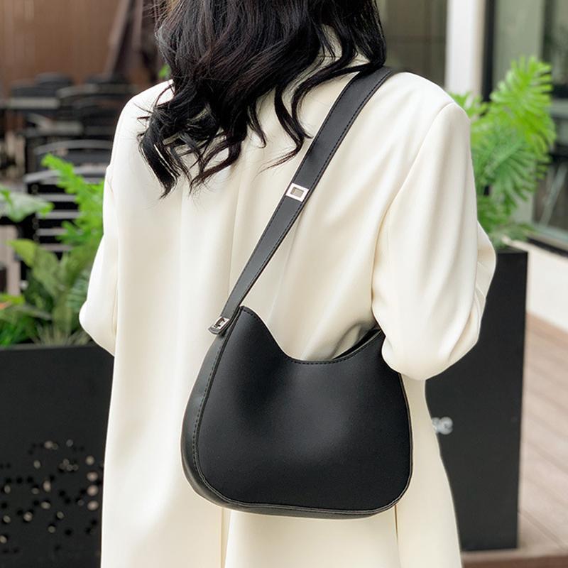 Winter Minimalist Trend With Lock Texture Large Capacity Women's Underarm Shoulder Bag PU Leather Hobo Crossbody Bag