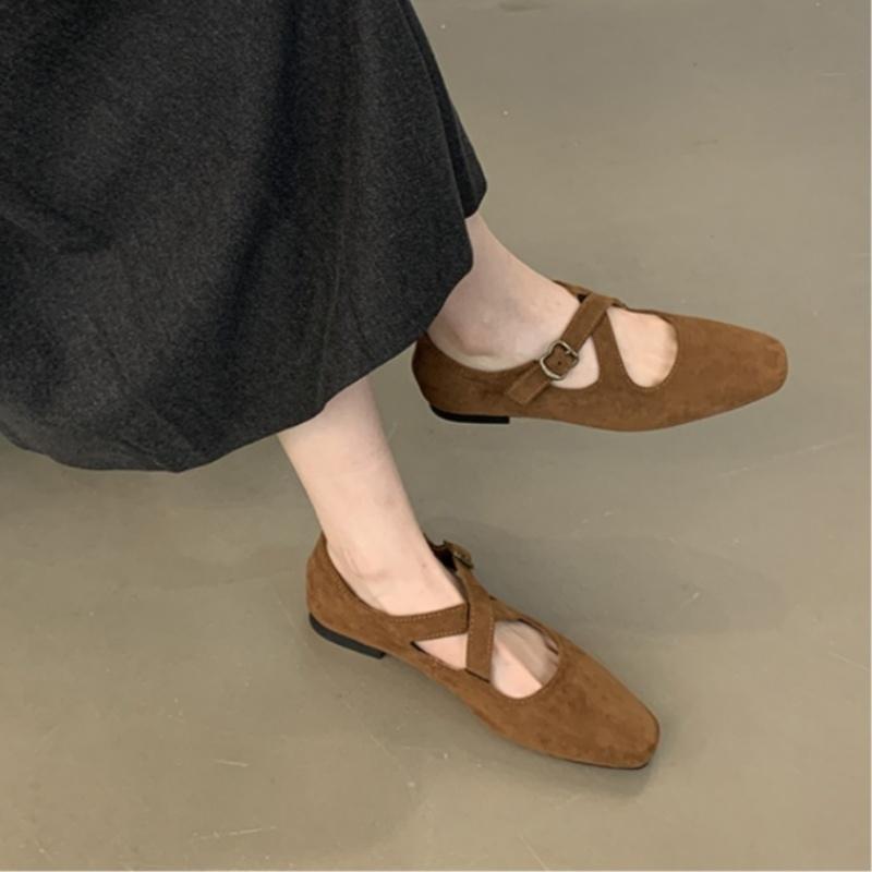 Fashion Autumn Women Flat Shoes Fashion Round Toe Shallow Slip On Ladies Red Ballerinas Shoes Soft Flat Heel Mary Jane Shoes