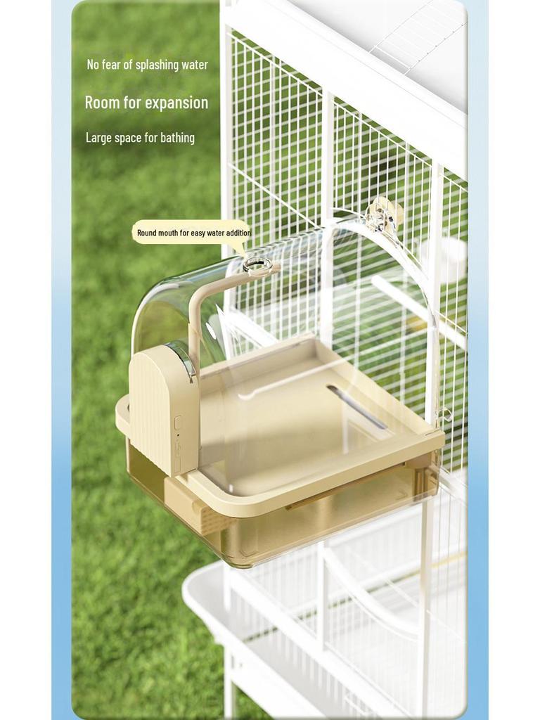 Koupel pro papouška Pivoňka z černého Fénixe: Elegantní ptačí klec a venkovní vana.
