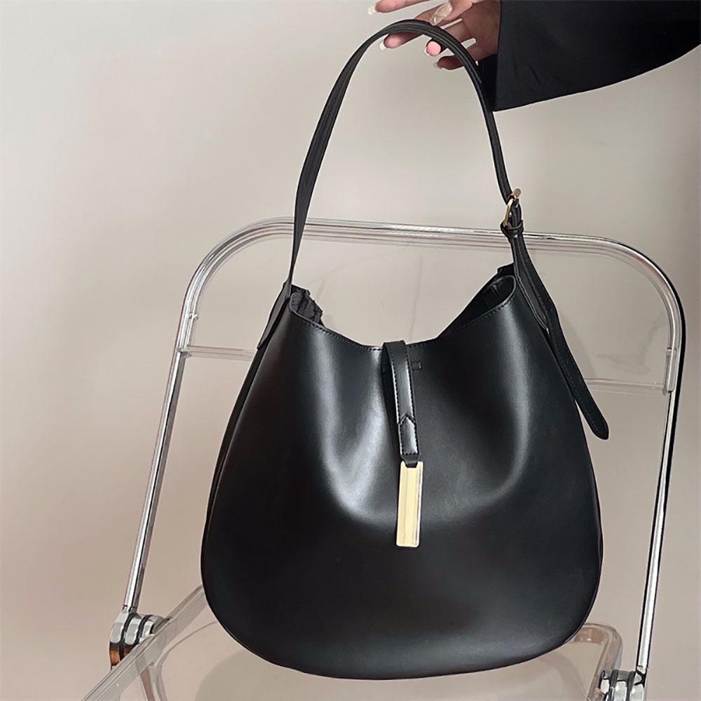 Black Texture Niche Design Underarm Bag Female  New Vintage Soft Leather Simple Bucket Bag Fashion All-Match Crossbody Pack