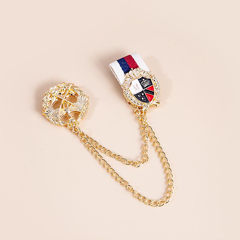 British Retro Shield Double Layer Chain Tassel Brooch with Eight-Pointed Star Emblem Lapel Pin