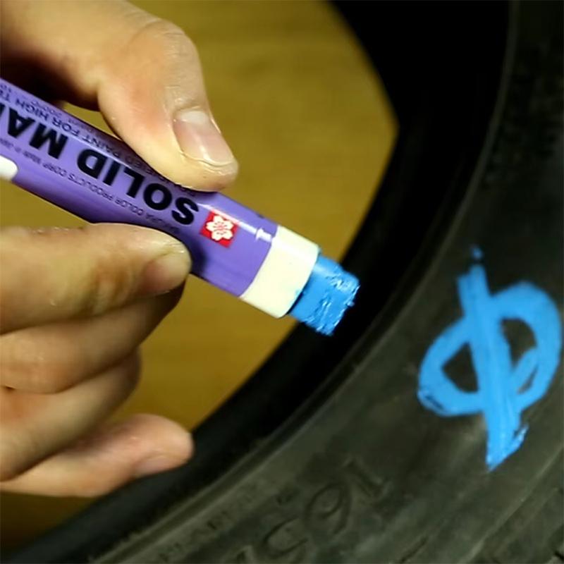 1Pcs Japan  Solid Paint Pen Waterproof Xsc Industrial Metal High Temperature Tire Marker Permanent Office Supplies