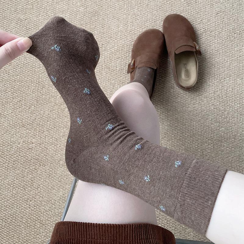 Damen Herbst und Winter Neue Zarte Kleine Gebrochene Blumen in den Schlauchstapelsocken