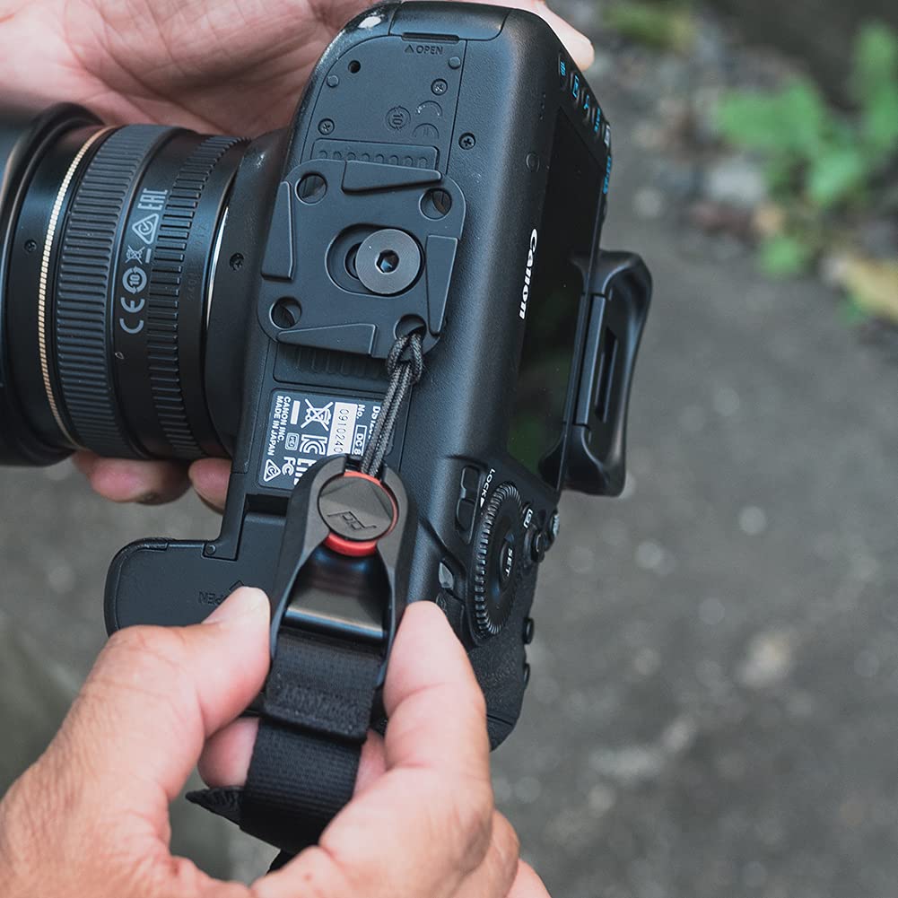 peak design Camera Strap Stylish and CL-3 Clutch, Black. Convenient. [Used]