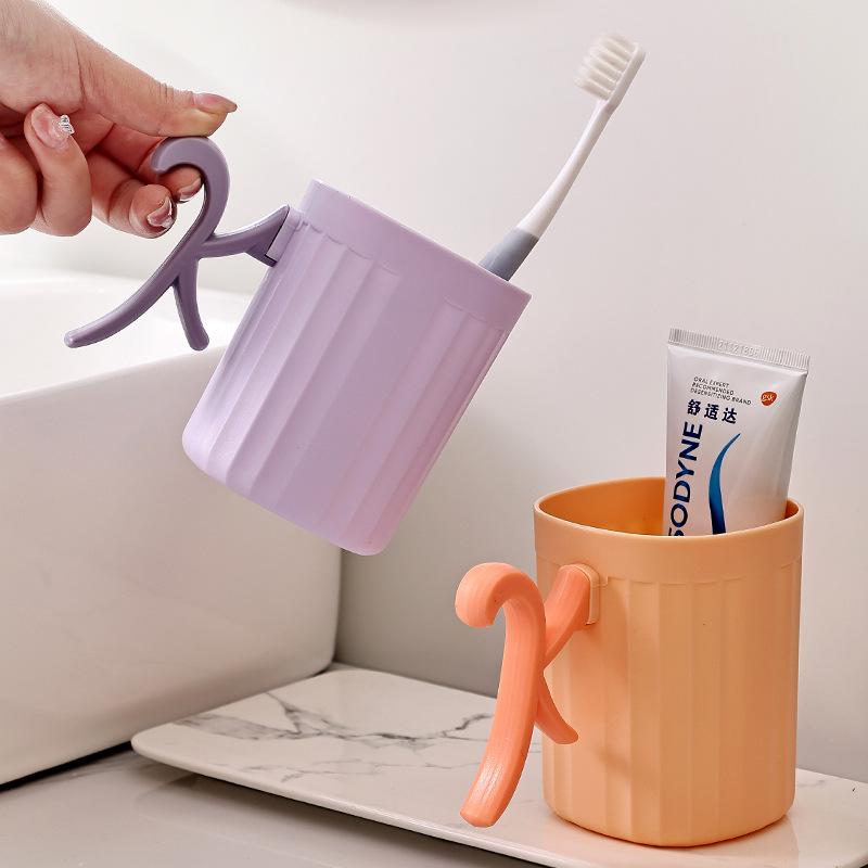 Modern Ins Style Plastic Toothbrush & Mouthwash Cup - Home Use Couples Tooth Mug