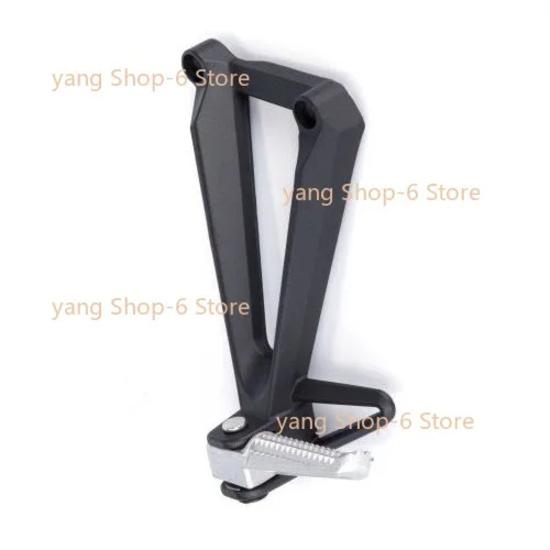1Pc for 15-24 year Yamaha/Yamaha YZF-R3/MT-03 models with left and right rear foot pedals and footrest 1Pc Left rear