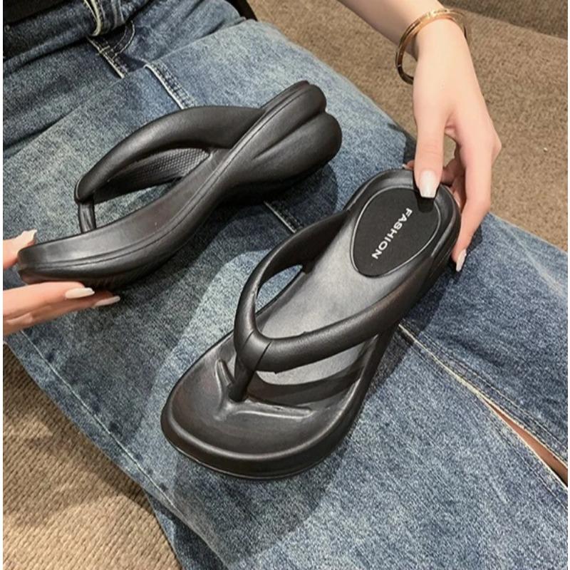 Soleist Thick Sole Wedges Flip Flops for Women 2025 Summer Non-slip Platform Sandals Woman Beach Slippers Girls Outdoor Flip Flops