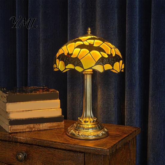 Small Resin Lamp for Bookshelf Stained Glass Black Bat Table Lamp, Vintage Retro Decorative Night Light Study Halloween Gothic Bedside Dormitory, Bar,