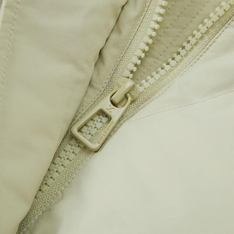 Women's Short Hooded Duck Down Jacket