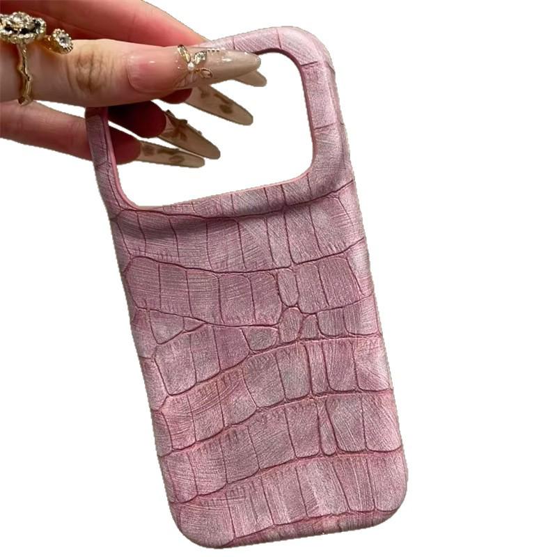 High-End Retro Crocodile Grain Phone Case for iPhone Pro Models 14, 15, 16, 17
