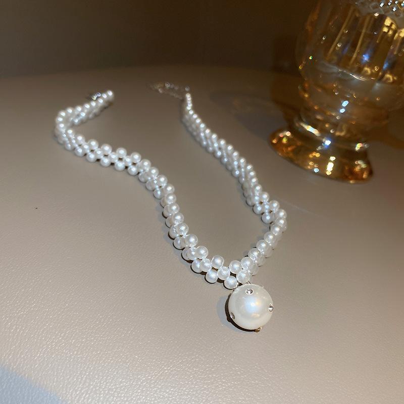 Diamantbesetzte künstliche Perle Doppelkreis Liebesohrringe Französische Retro-Steckohrringe Exquisite Ohrringe Damen