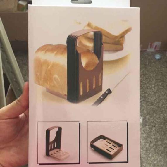 Foldable Practical Bread Cutter Loaf Toast Slicer Cutting Slicing Guide Kitchen Tool