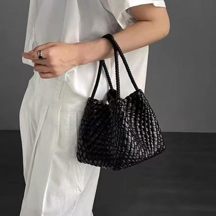 Knitted Bags, Small Niche Vegetable Baskets, Exquisite Handbags, Bucket Bag