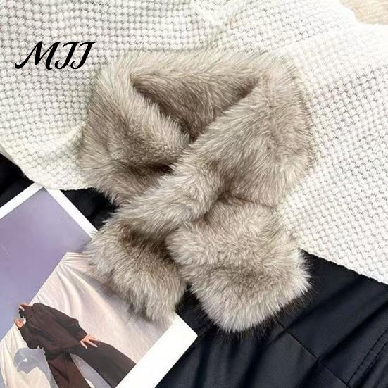 Soft Plush Winter Scarf Faux Fur Collar for Women, Neck Warmer Scarf, Fluffy Stylish Warm Coats Scarves, Thanksgiving Christmas Fashion Gifts Mothers
