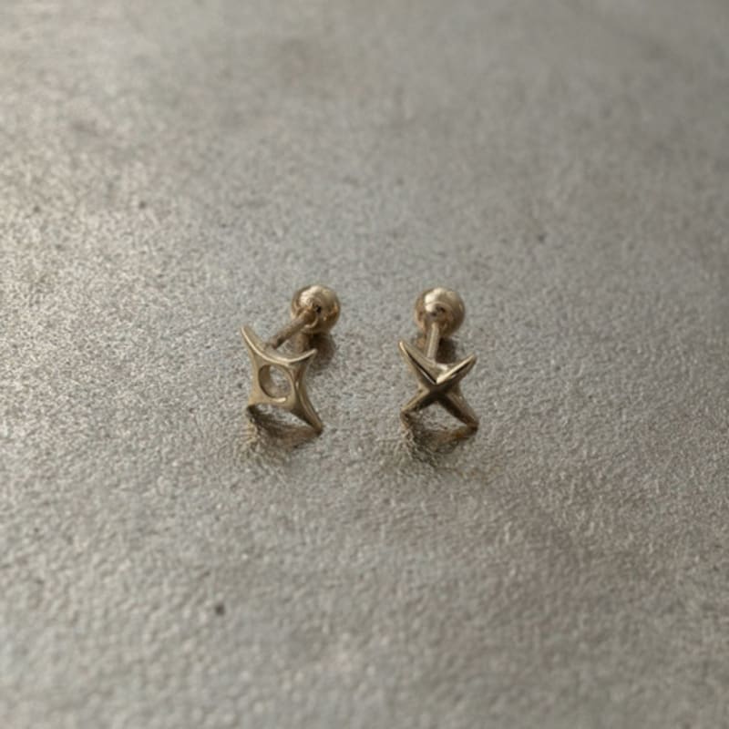 youngglow 14k sparkling piercing