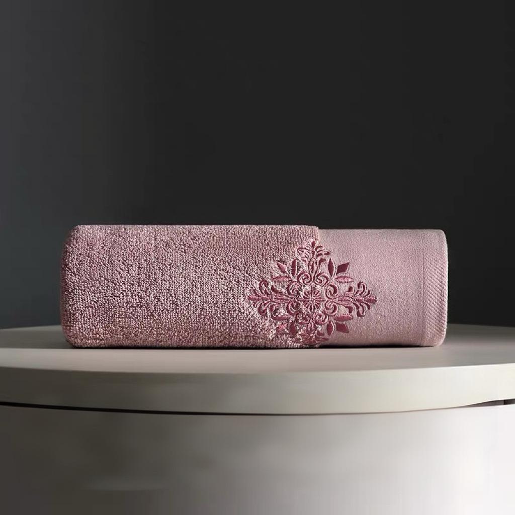 Cotton Bath Towel, Thick Cotton Towel for Home Use in Hotels, Absorbent and Non Shedding Towel