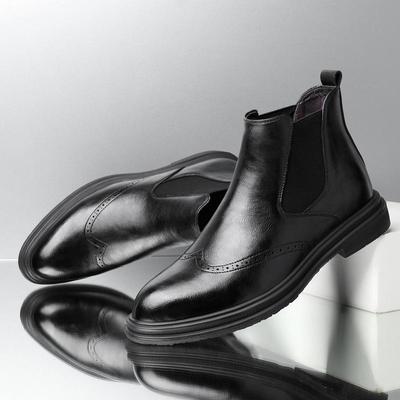 Botas Chelsea Brogue Masculinas de Cano Médio-Alto em Couro Genuíno