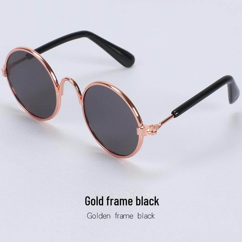 

Солнцезащитные очки и головные уборы для домашних животных: Забавные и стильные аксессуары для кошек и собак чёрный