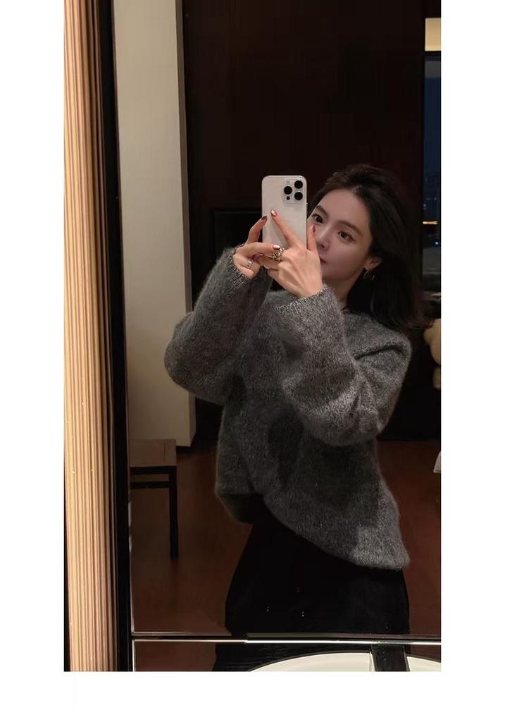 Women's Heavyweight Brushed Wool Pullover - Cozy, Heathered Yarn, Loose Fit, Round Neck, Versatile Knitwear for Autumn/Winter