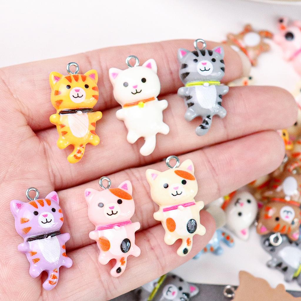 10pcs Mixed Cartoon Cute Cat Design Charms 3D Luminous Resin Animal Pendants For DIY Bracelet Necklace Jewelry Making Accessory