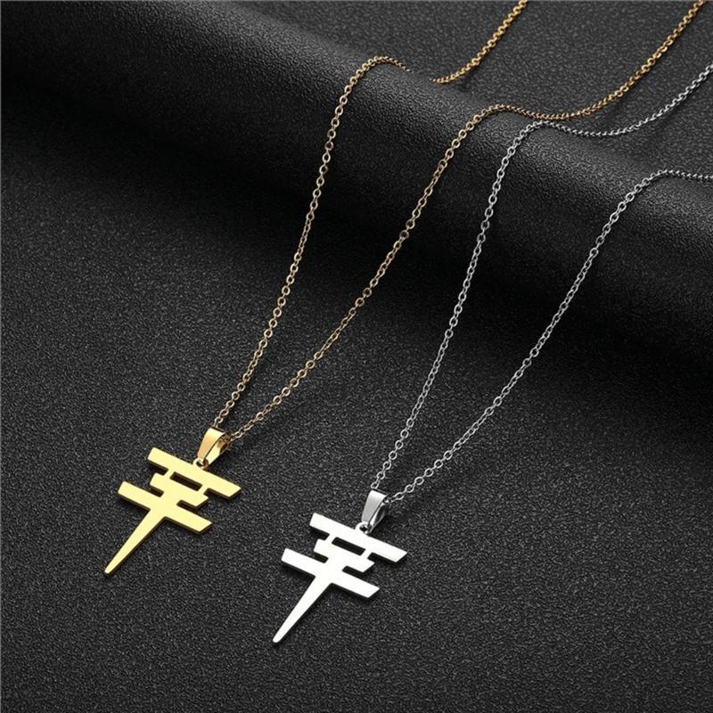Geometric Necklaces Ornament with Flash Pendant Dainty Clavicle Chain Adornment