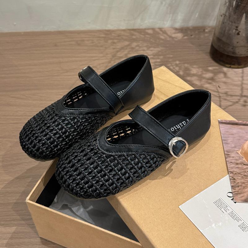 

Мэри Джейн Рыбацкие Туфли с Мелким Вырезом Женские 2025 Новые на Плоской Подошве Сетчатые Ажурные Плетеные Сандалии Дырочки Маленькие Кожаные Туфли 40 чёрный