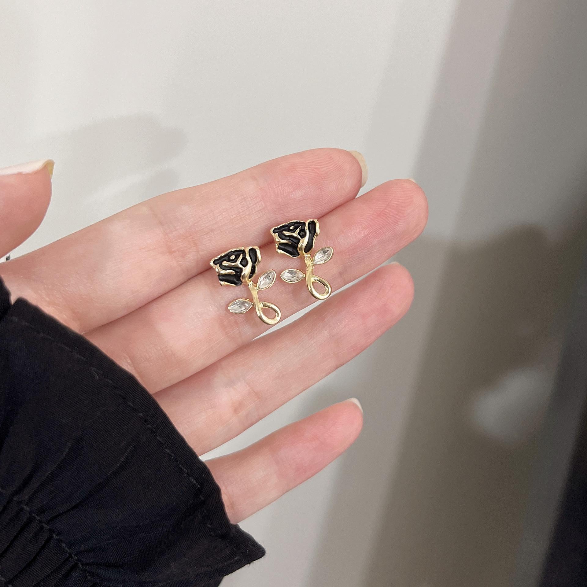 

Серьги-пусеты из розового серебра 925 пробы - Модный и уникальный сказочный дизайн для женщин (2022)