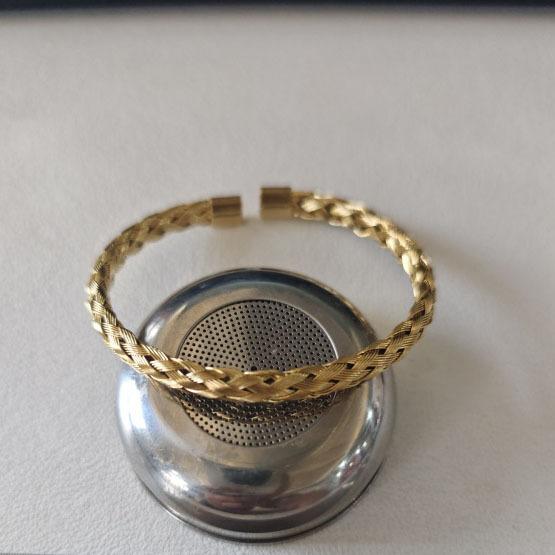 Titanium Steel Twist Woven Cross Bracelet Fashion Light Luxury Personalized Bracelet Cold Wind High-end Design Jewelry