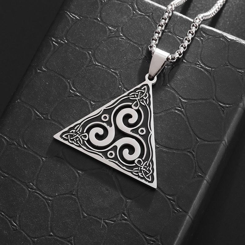 New Retro Three Bevel Necklace Selling Stainless Steel Triangular Triangle Pendant Jewelry