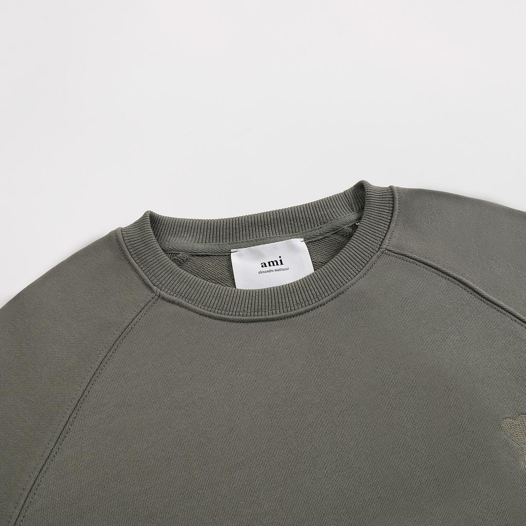 AMI 2025 Höst/Vinter Ny Kollektion Broderad Liten Kärlek i Samma Tygfärg Högkvalitativ Bomull Huvtröja med Rund Hals för Par