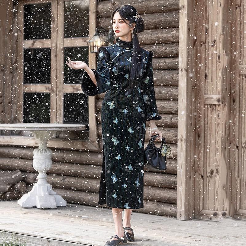 Elegant Knit Winter Cheongsam Dress With Embroidery Lining Velvet Long Sleeve Retro Chinese Style Women