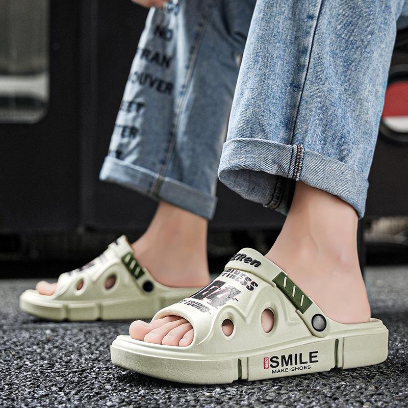 Slippers men wear in summer, step on shit feeling with heel, drive two to work, outdoor large size beach sandals