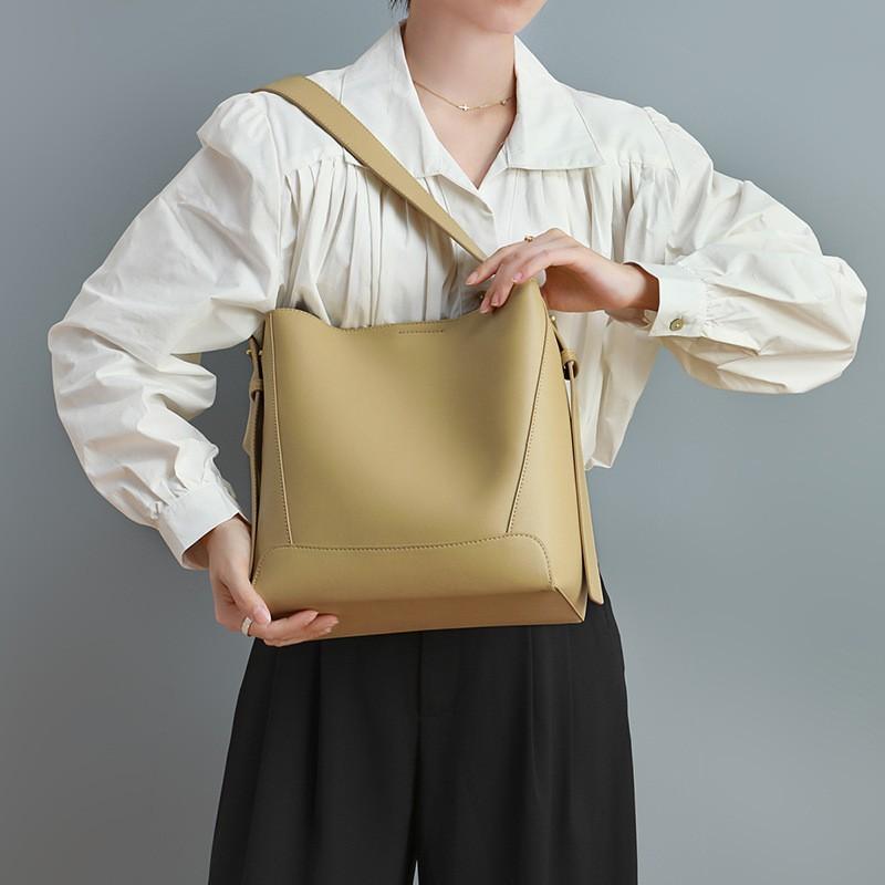 Niche Female Spring/summer Female Bag Crossbody Bag All-in-one Leather One-shoulder Commuter Bucket Bag