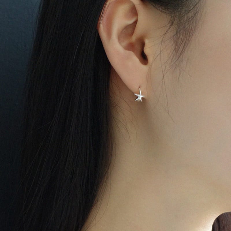 

PONY PRESS CLUB [925 silver] Twinkle Earring Gold