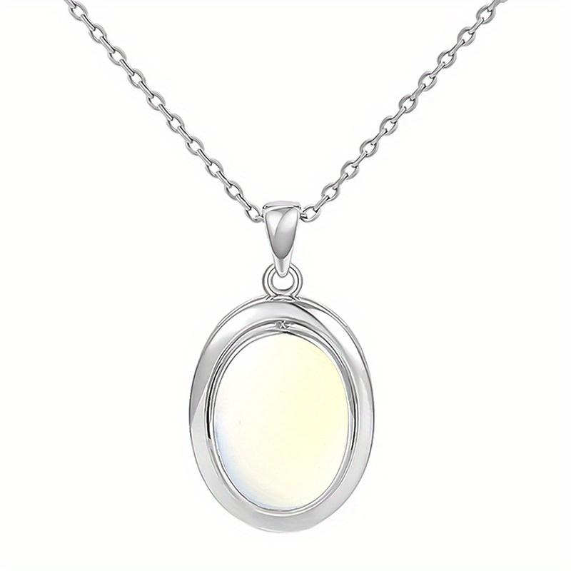 Natural Crytral for Womens Pendant Necklace Natural Stone Necklace Stone Elliptic Silver Plated Necklace Classic Jewelry Gift