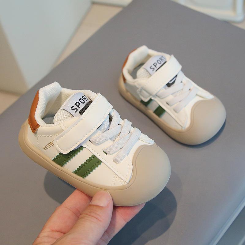 Children's board shoes 2025 spring and autumn new girls little white shoes casual shoes single shoes boys baby shoes soft sole sports