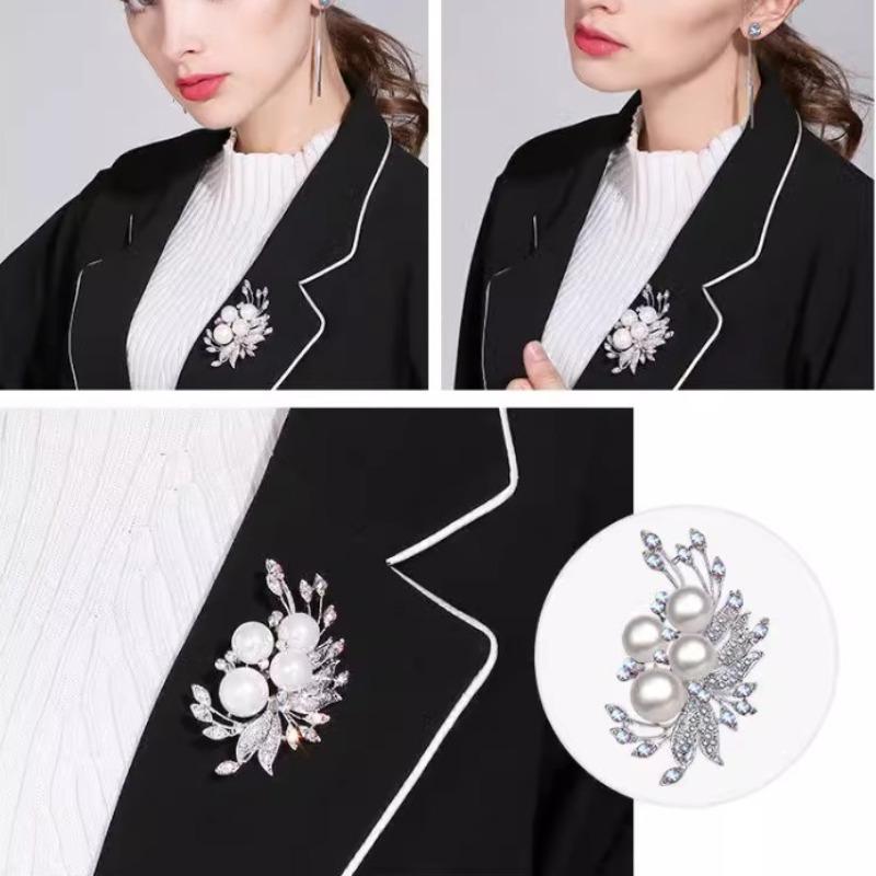 Exquisite Imitation Pearl Rhinestone Flower Brooches for Women Lapel Pins Wedding Party Jewelry Gifts