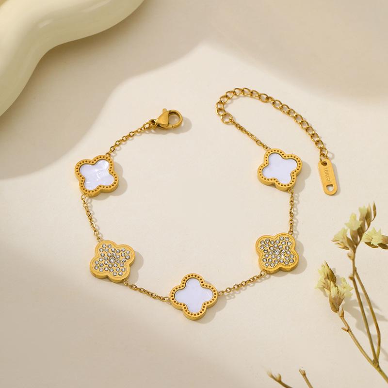 Fashion 18K Four-leaf Clover Bracelet Titanium Steel Light Luxury Senior Sense of Simplicity Fashion Versatile Bracelet